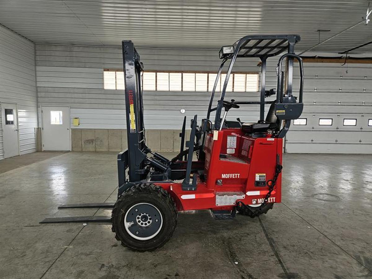 Used 2013  Moffett M 55.4  4 Way