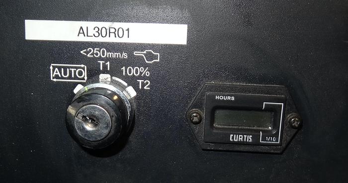 Used FANUC ARCMATE 120iC/10L 6 AXIS CNC MIG WELDING ROBOT WITH R30iA CONTROLLER