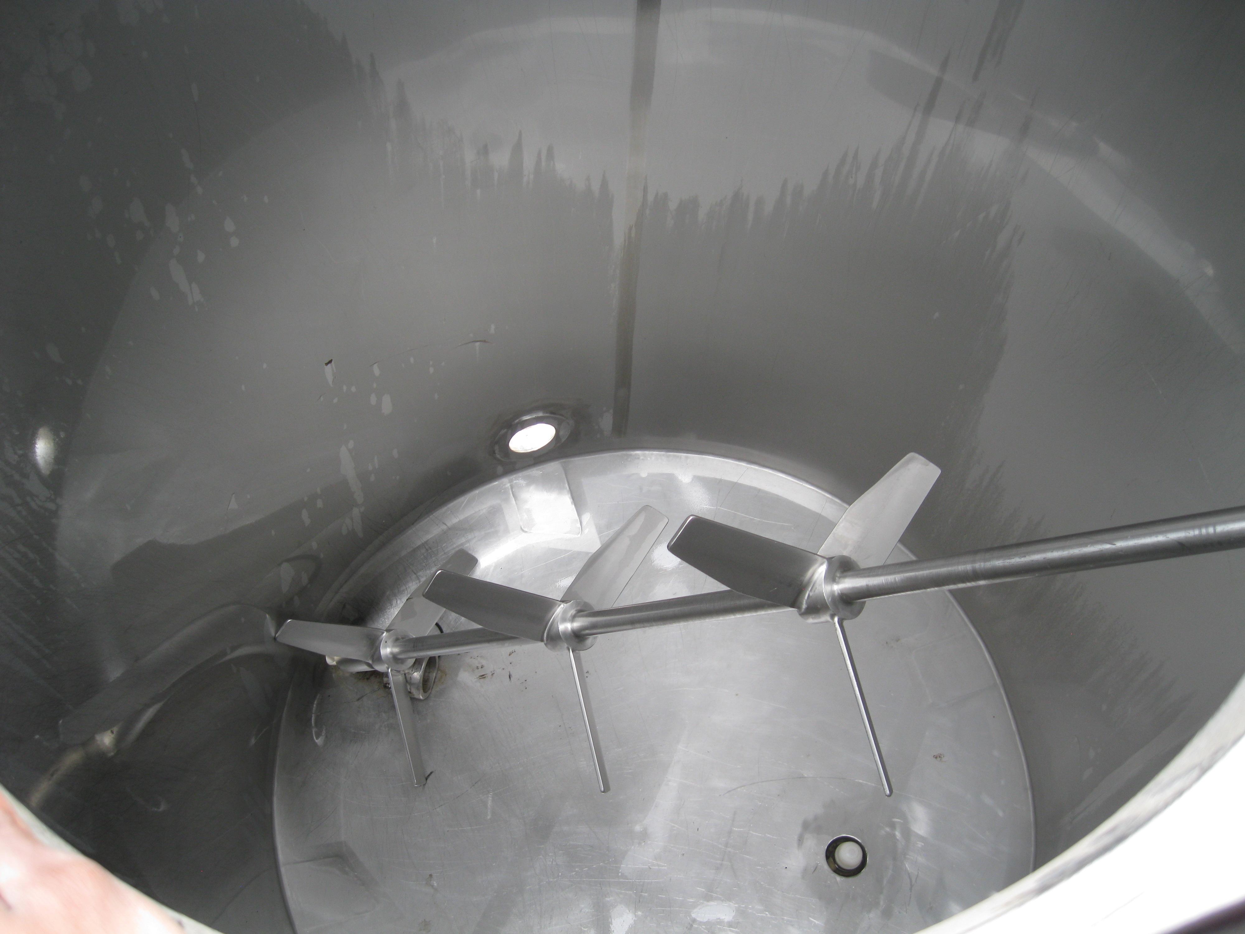 Usado 720 GALLON MIX TANK.  WALKER MODEL 86531-316LSS SERIAL 782