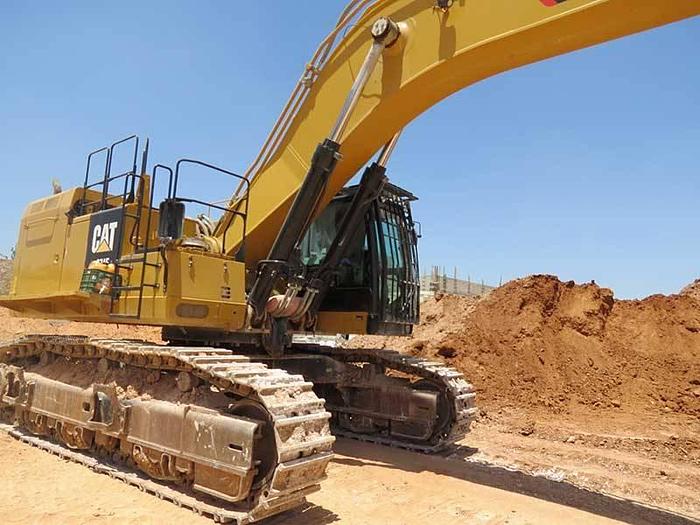 Used 2017 CATERPILLAR 374FL