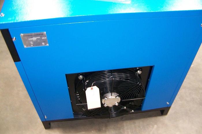 Dry- Max MRAD 100 Refrigerated air dryer 100 cfm pre and after filter