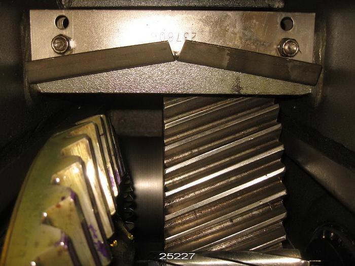 Used Falk 2080YB2-A Right Angle Gear Drive, 1170 Input Rpm, 75.9 Output Rpm, 15.42 Ratio, Service Rating Hp 50, Service Factor 1.74, Approximate Us Gallons 9, #25227