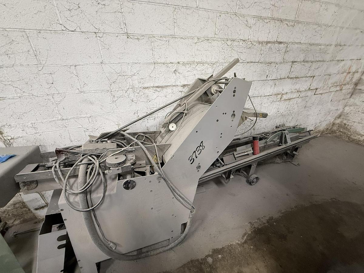 Used 2001 Muller Martini Corona C18 Perfect Binder