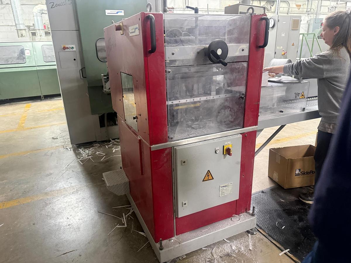 Used 2001 Muller Martini Corona C18 Perfect Binder