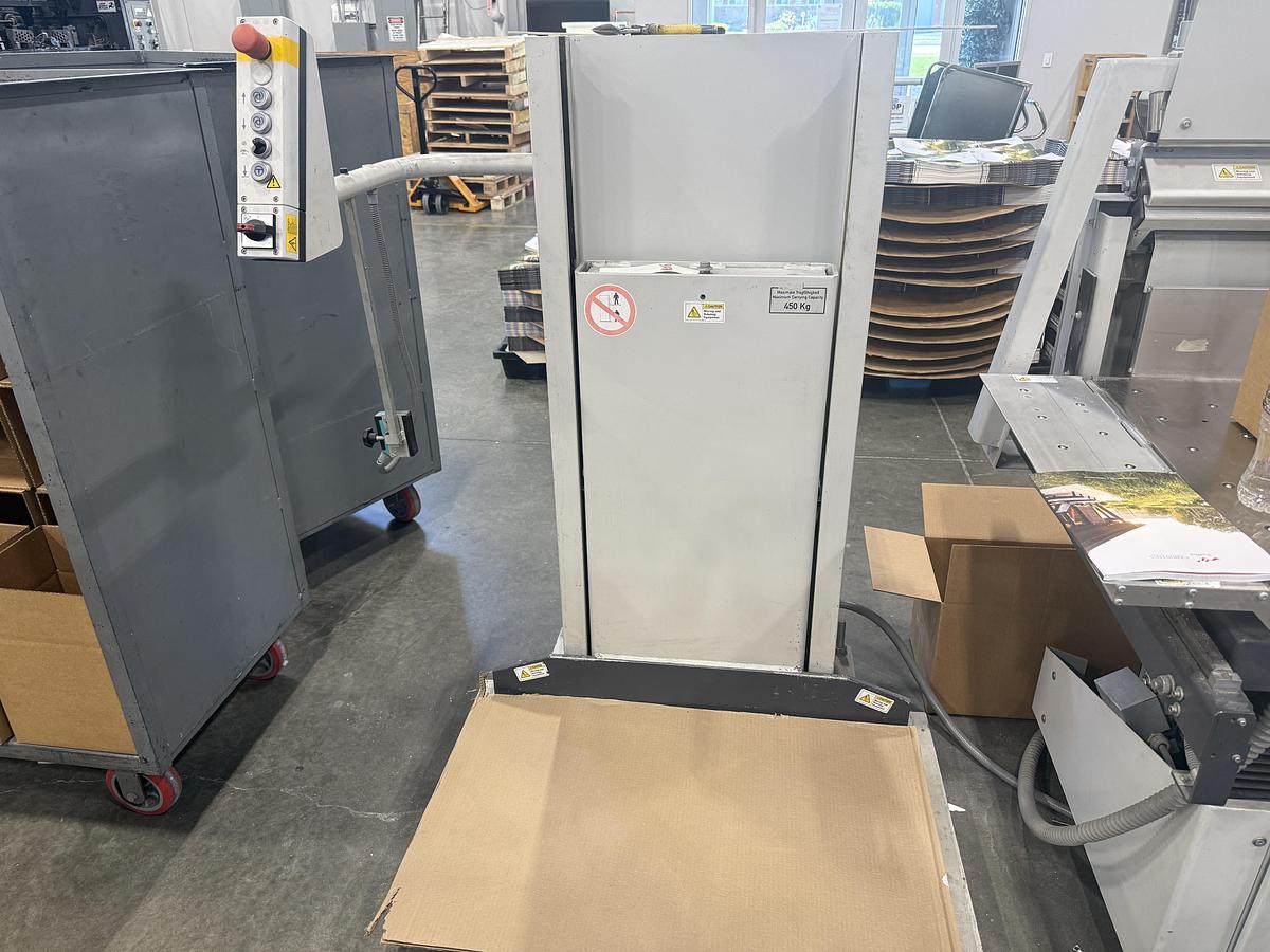 Used 2011 Polar N92 Plus Guillotine Paper Cutting Line