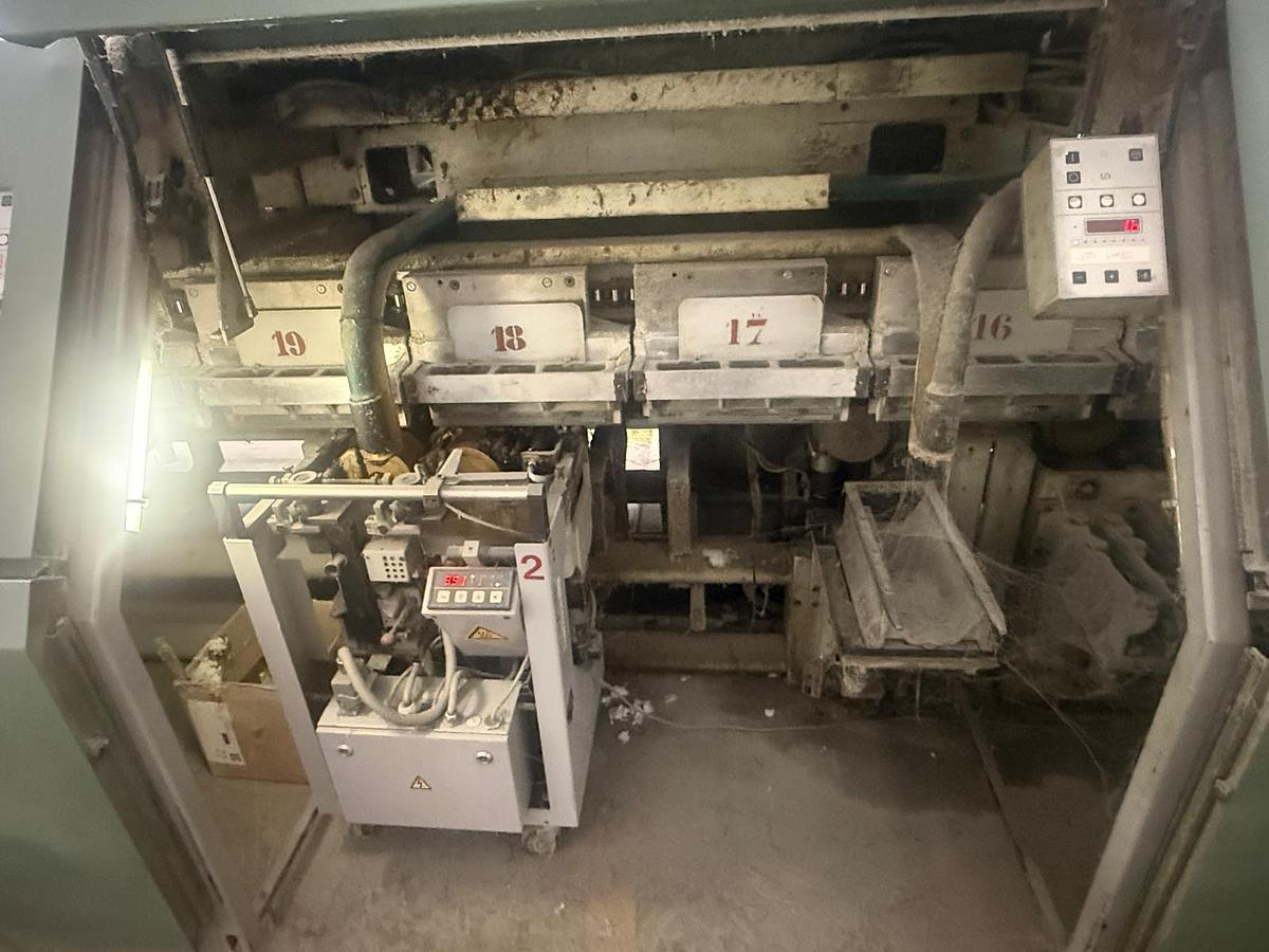 Used 2001 Muller Martini Corona C18 Perfect Binder