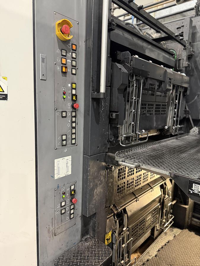 Used 2007 Komori System 38S (4) Unit Web 22.75” Cutoff Web Press