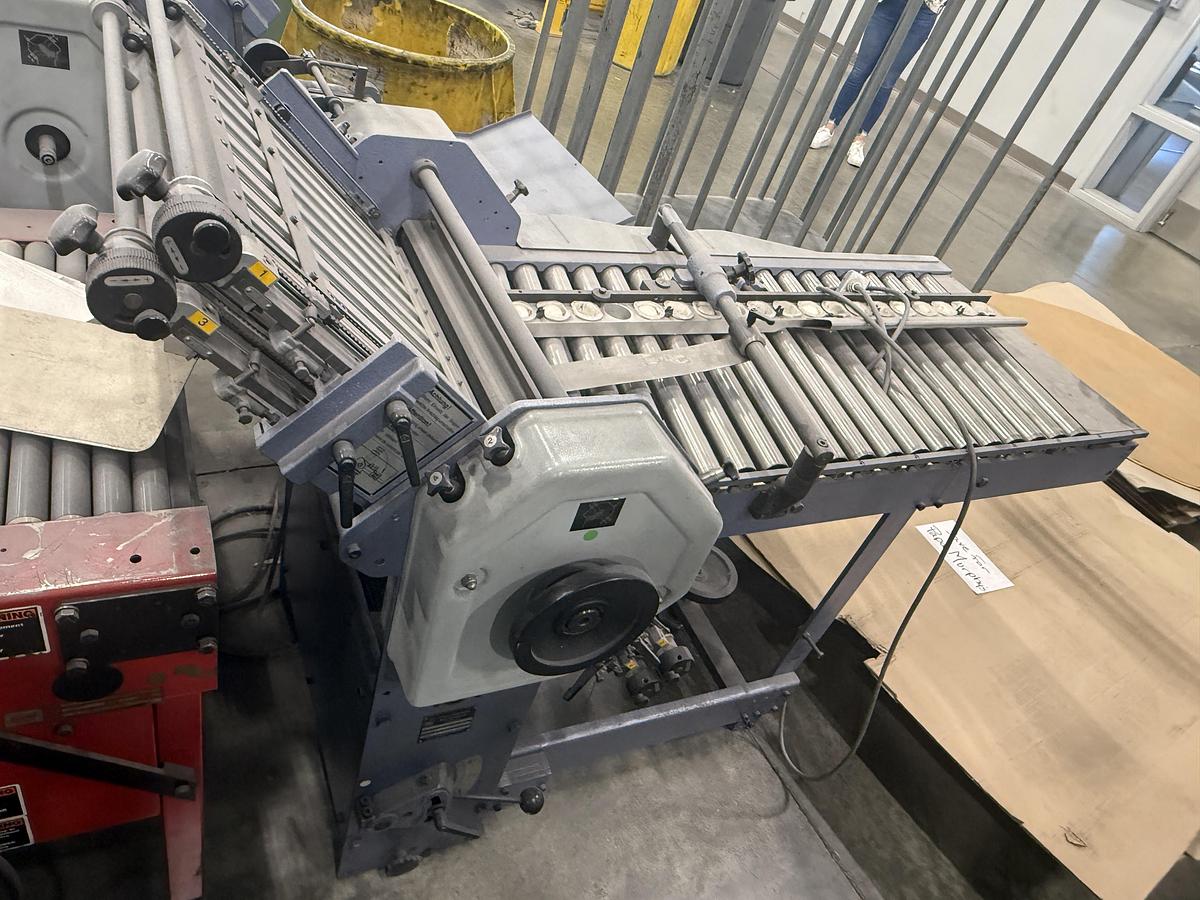 Used Stahl FS 49A Sheetfed Paper Folder 4/4