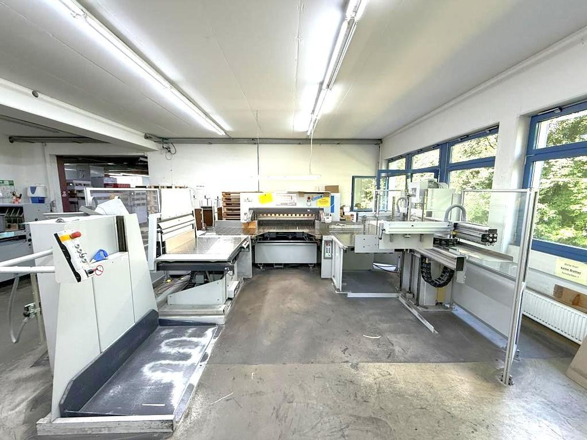 Used 2012 Polar 137 XT Autotrim Full Cutting Line