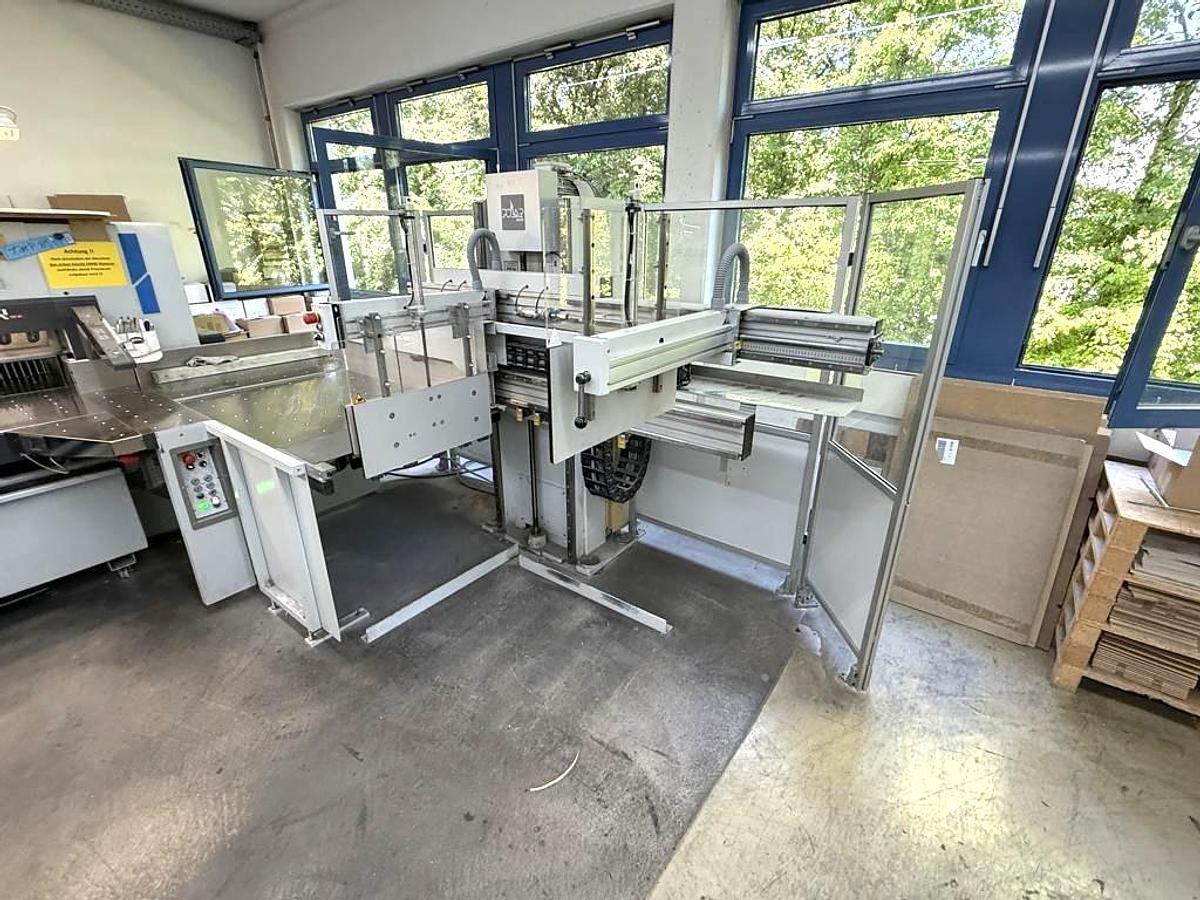 Used 2012 Polar 137 XT Autotrim Full Cutting Line