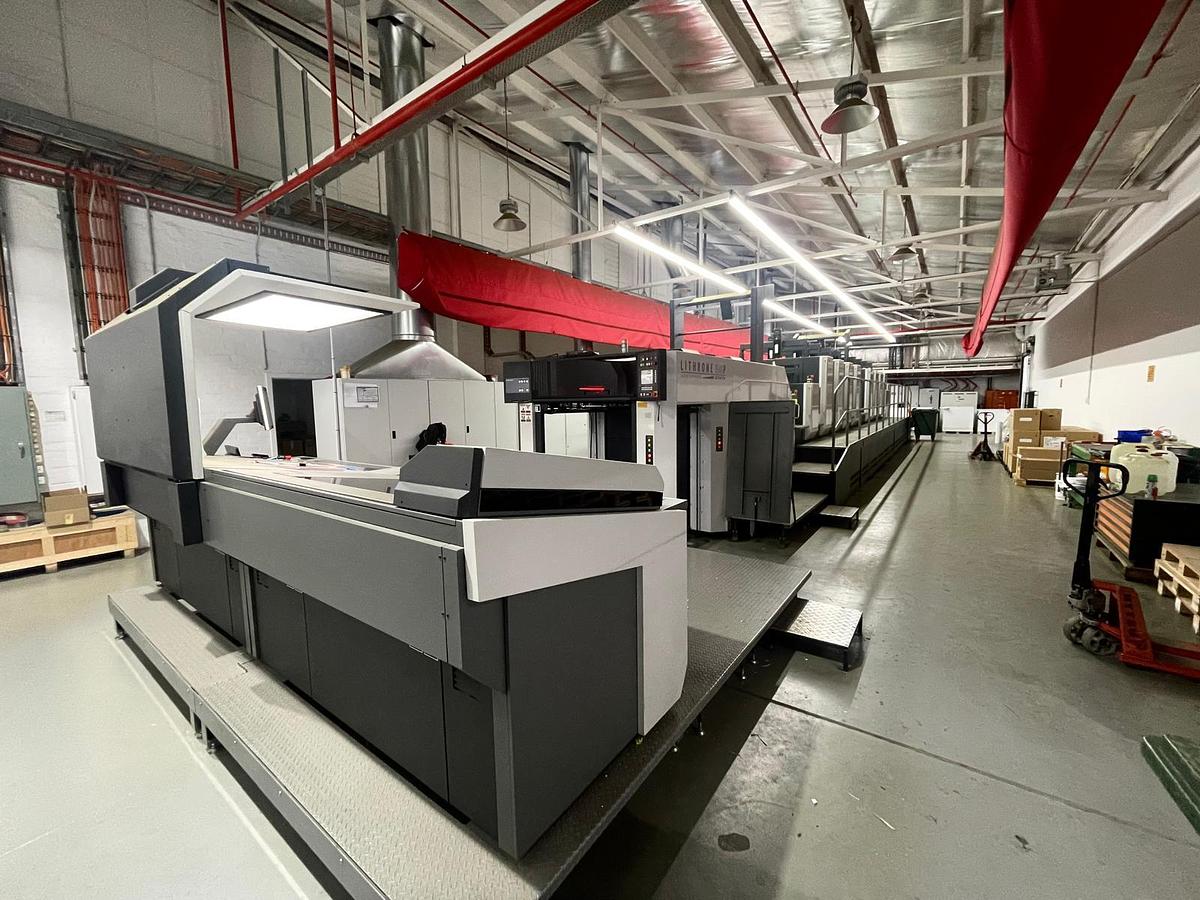 Used 2021 Komori GL 840P CX LED UV 8 Color Offset Press