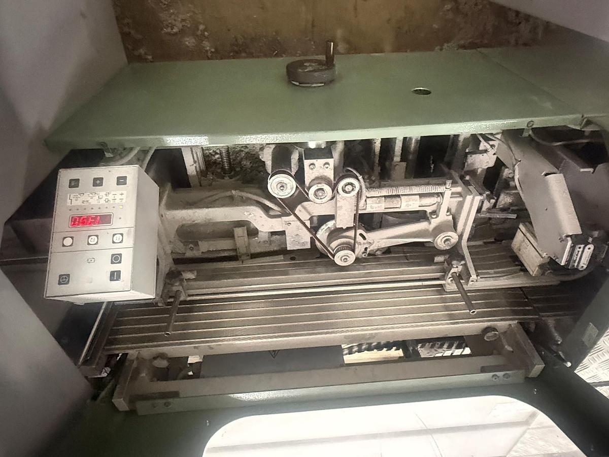 Used 2001 Muller Martini Corona C18 Perfect Binder