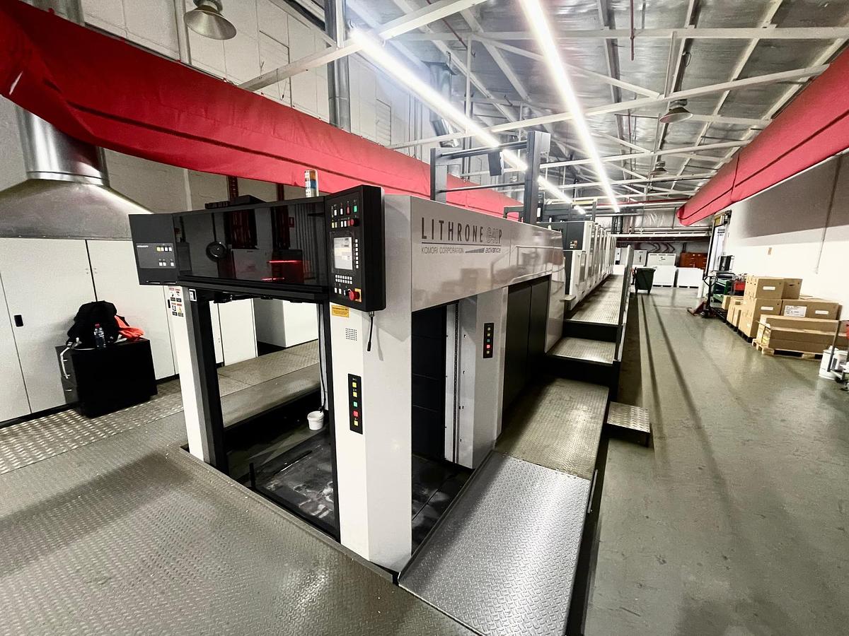 Used 2021 Komori GL 840P CX LED UV 8 Color Offset Press
