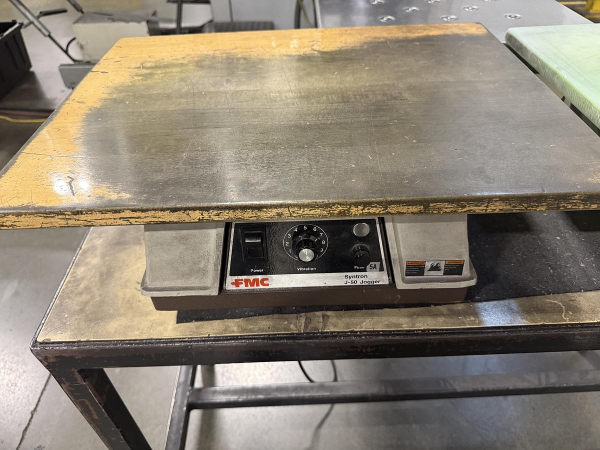 Used Syntron FMC Paper Jogger 