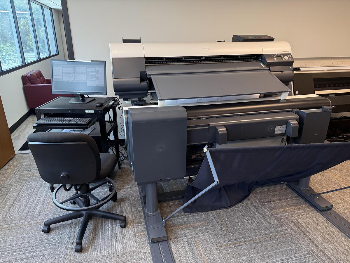 Used Canom imagePROGRAF iPF8400SE 44" 8 Color Printer Plotter