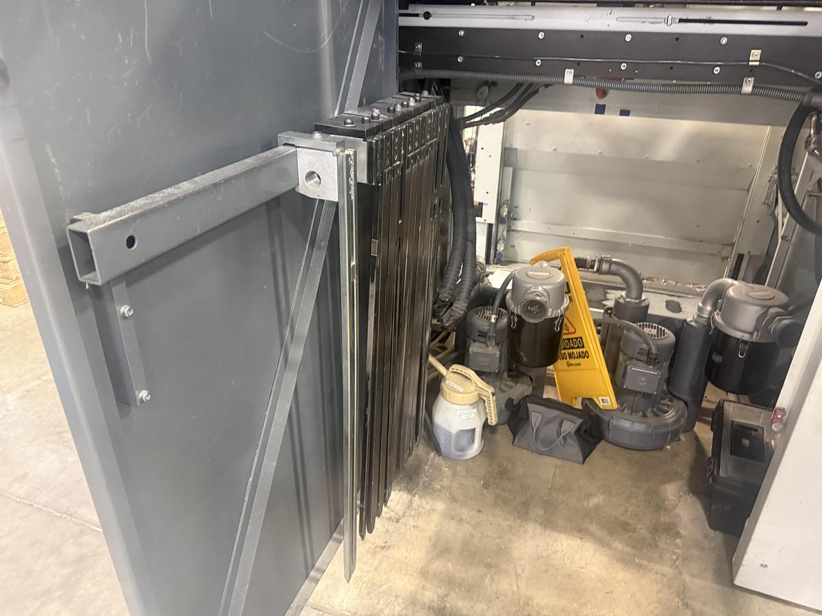 Used 2003 Bobst 104-ER Die Cutter w/ Blanking