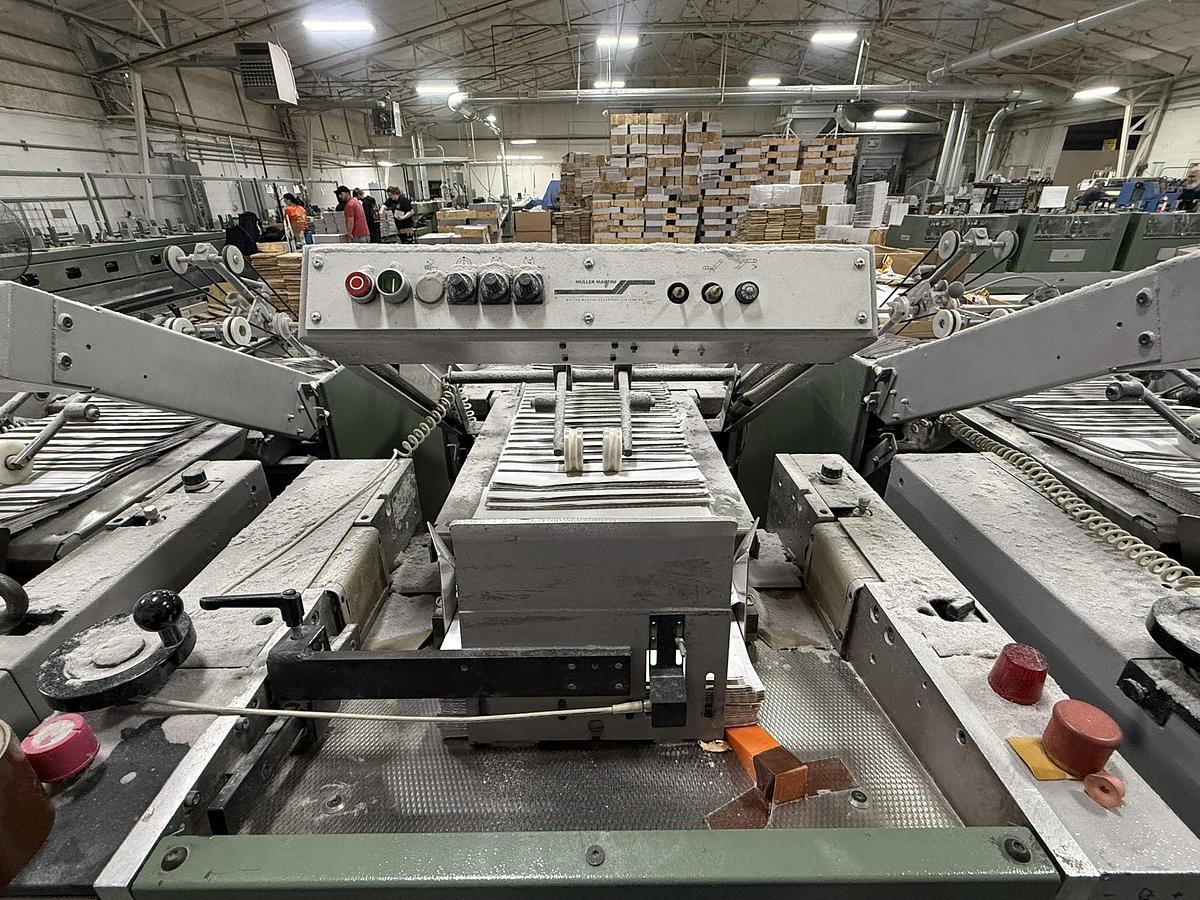 Used 2001 Muller Martini Corona C18 Perfect Binder