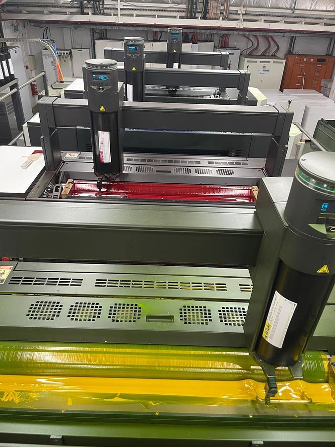 Used 2021 Komori GL 840P CX LED UV 8 Color Offset Press
