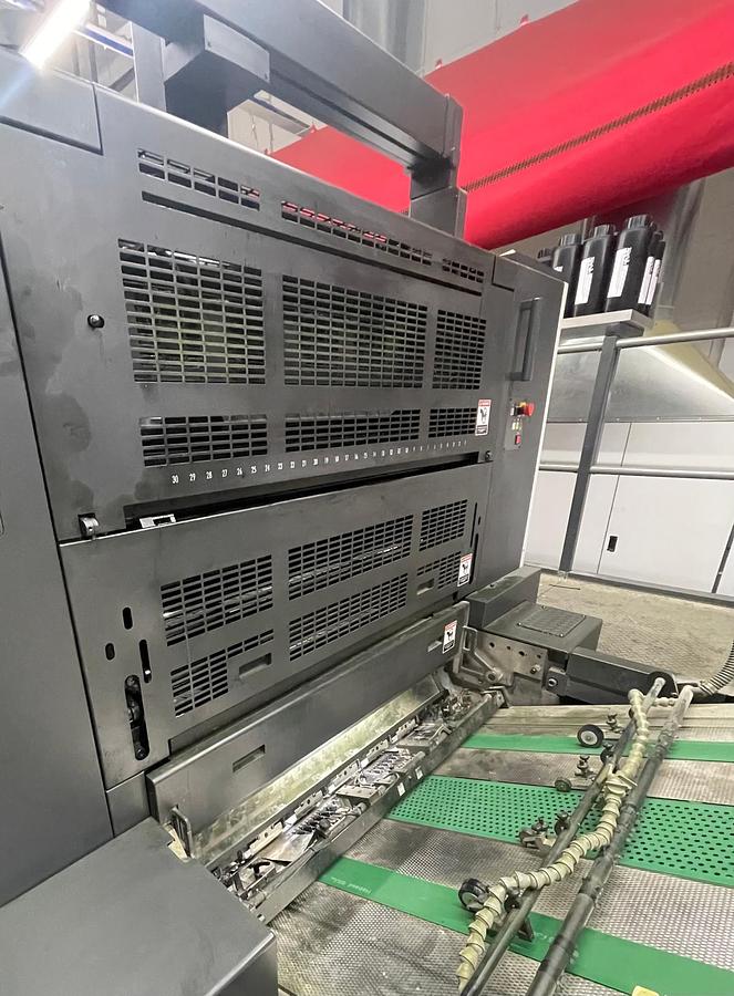 Used 2021 Komori GL 840P CX LED UV 8 Color Offset Press