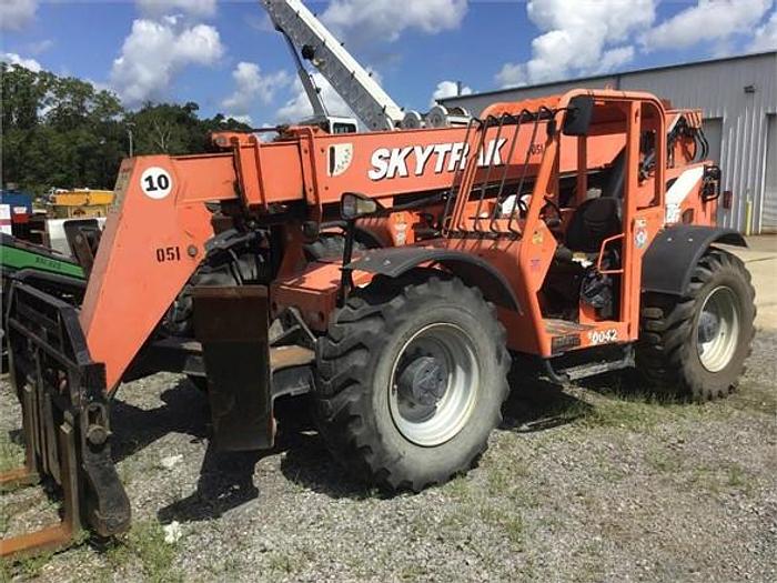 Used 2011 SKY TRAK 10042