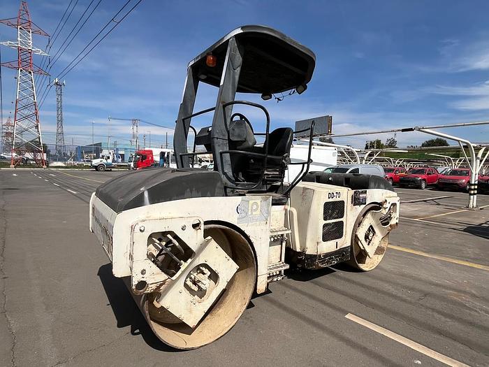 Usado 2004 Ingersoll Rand Doble Tambor para asfalto DD70