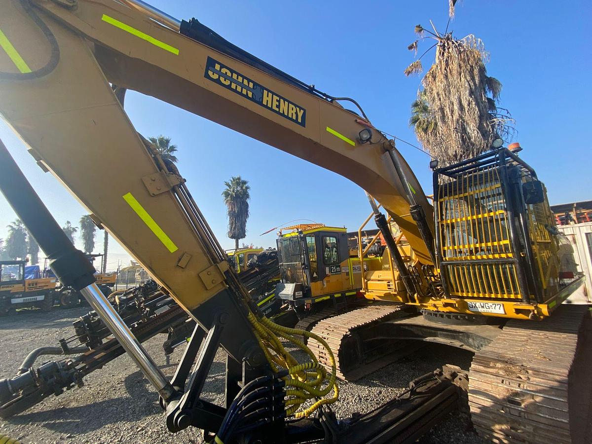 Used 2008 John Henry 320