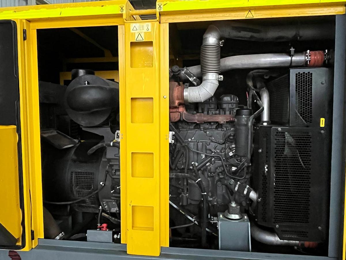 Usado Generador Insonorizado 305 Kva Atlas Copco