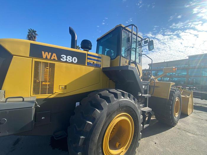 Usado 2004 Komatsu WA380-5