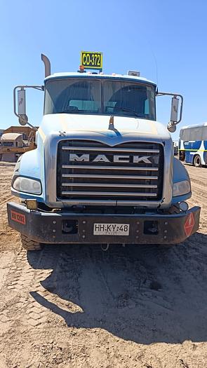 Used 2016 MACK GU813E
