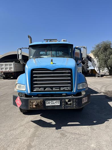 Used 2014 MACK GU813E