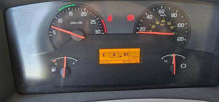 Usado 2022 CAMION PLUMA VOLVO VM