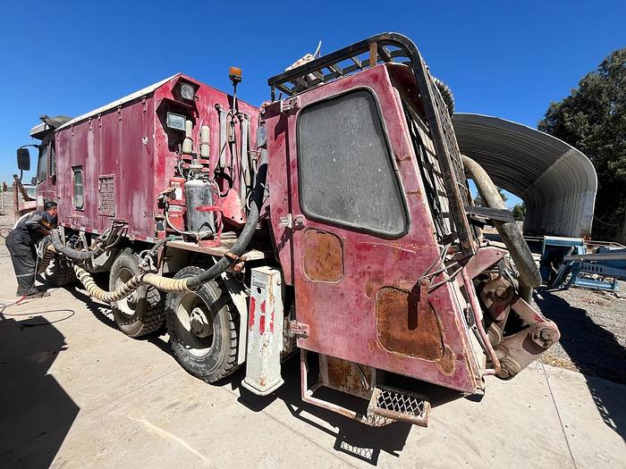 Used 2012 AMV 6400D