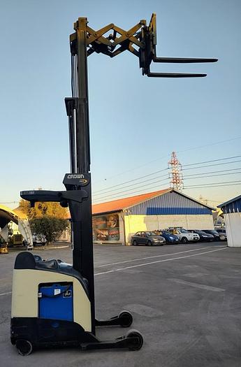 Usado Grua Horquilla Electria