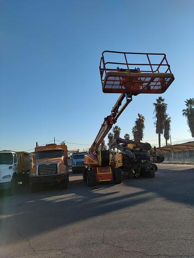 Usado 2011 ALZAHOMBRE JLG 1250AJP