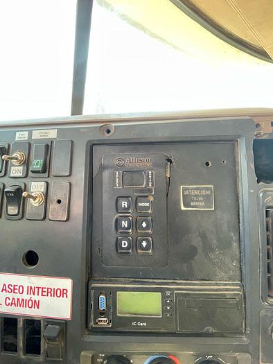 Used 2012 MACK GU813