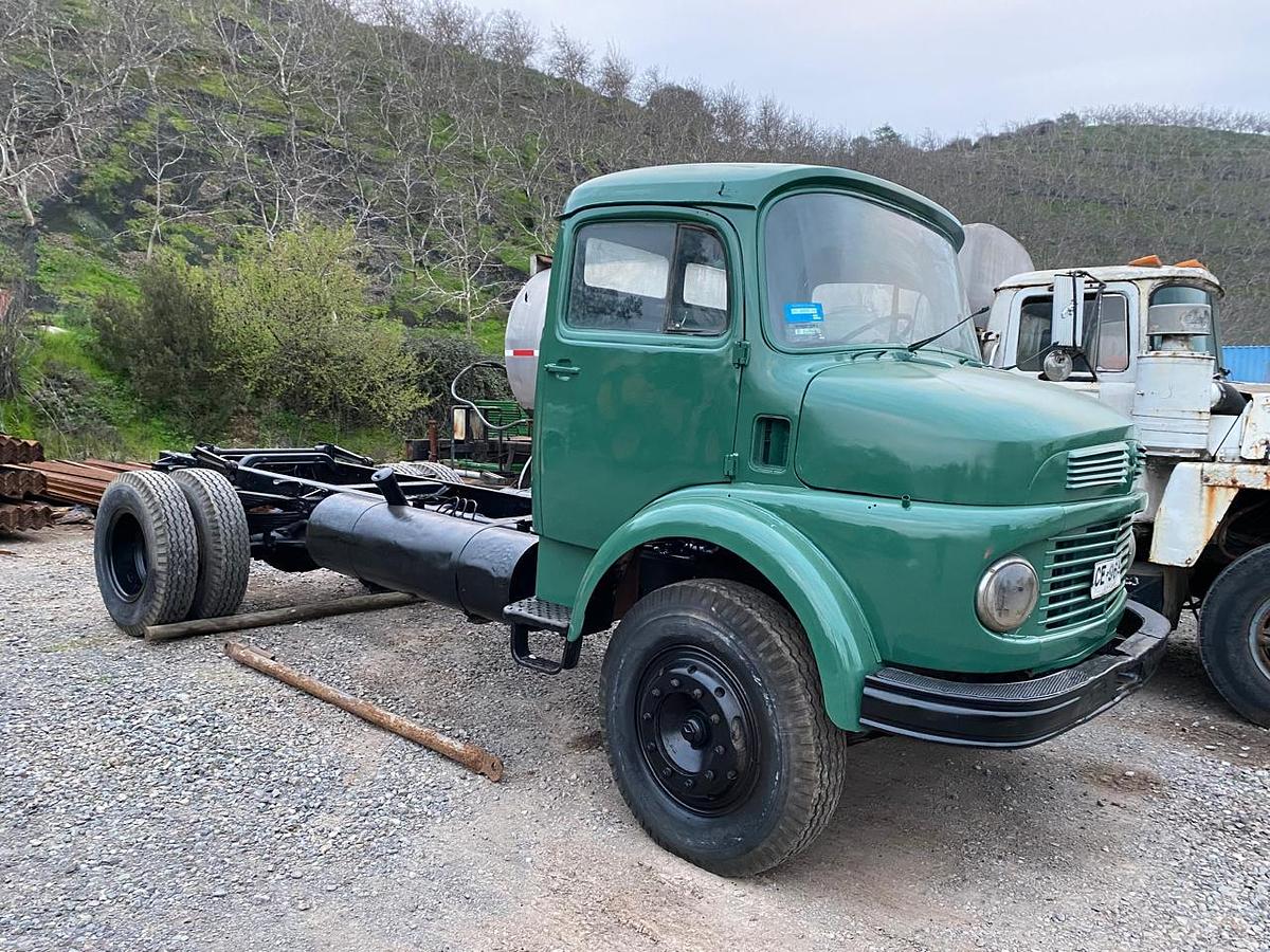 Used CAMION MERCEDES BENZ 1513 CON ESTANQUE ALJIBE