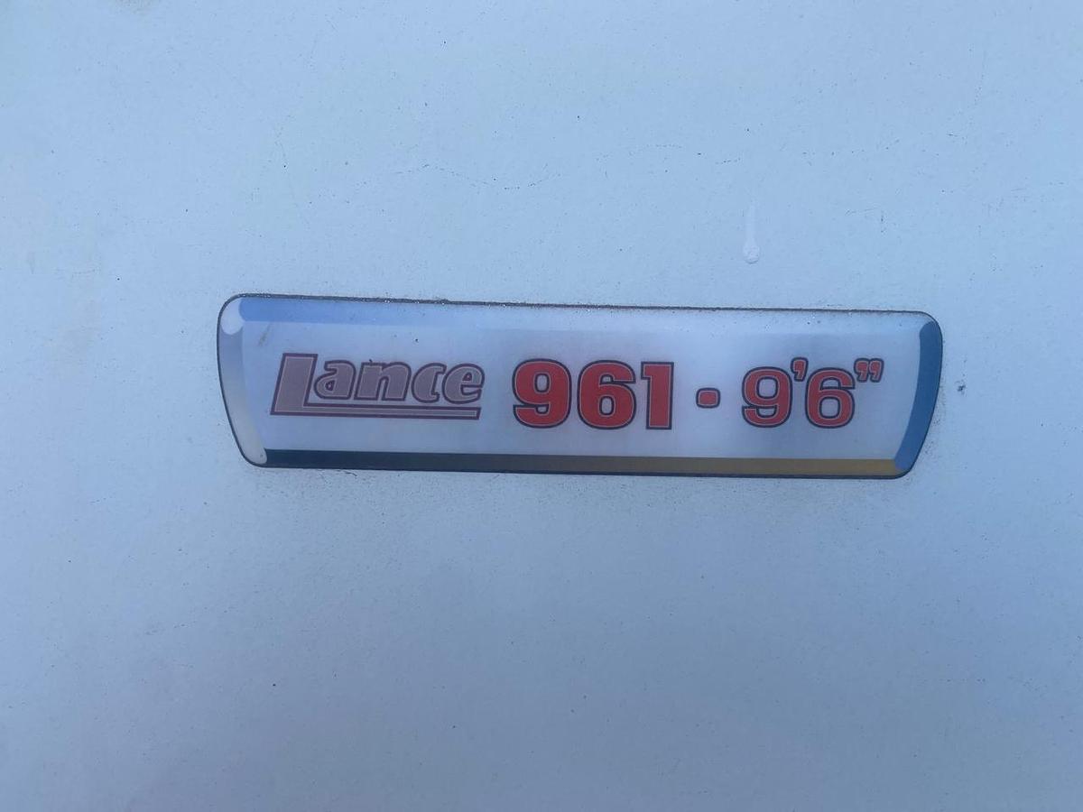 Used CAMPER AMERICANA LANCE 4 PERSONAS 9;6