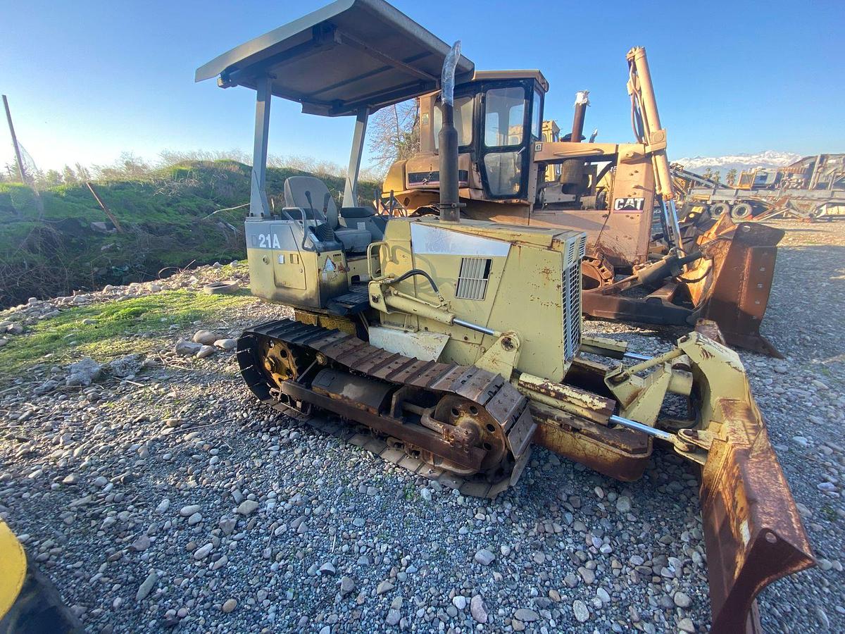 Used KOMATSU D21A-7