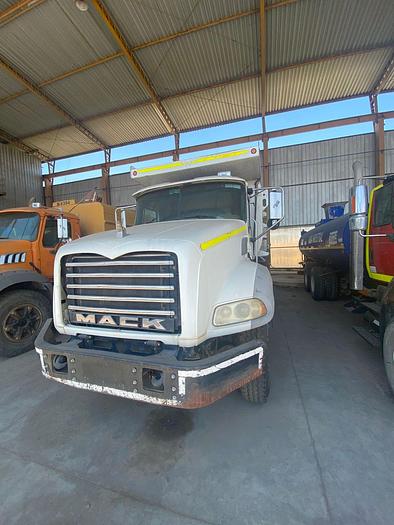 Usado 2012 MACK GU813E
