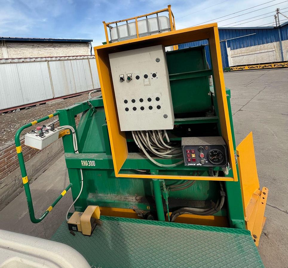 Used 2012 caravaggi  Rivo 280