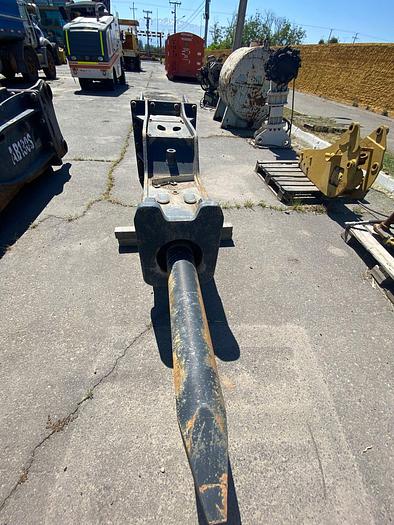 Usado MARTILLO HIDRAULICO AB121S