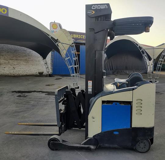 Usado Grua Horquilla Electria