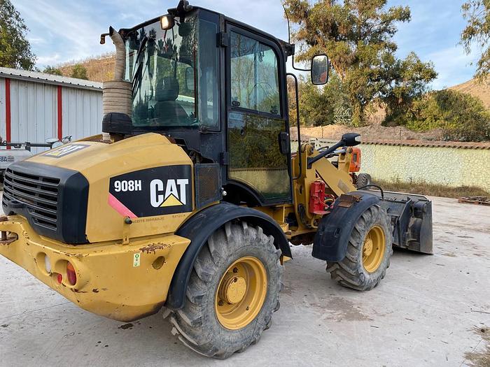 Usado 2011 CATERPILLAR Cargador Frontal 908H con 1,600 horas