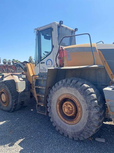 Used 2012 LIEBHERR L556