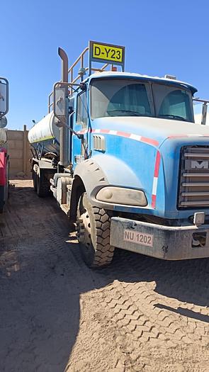 Used 2016 MACK GU813E