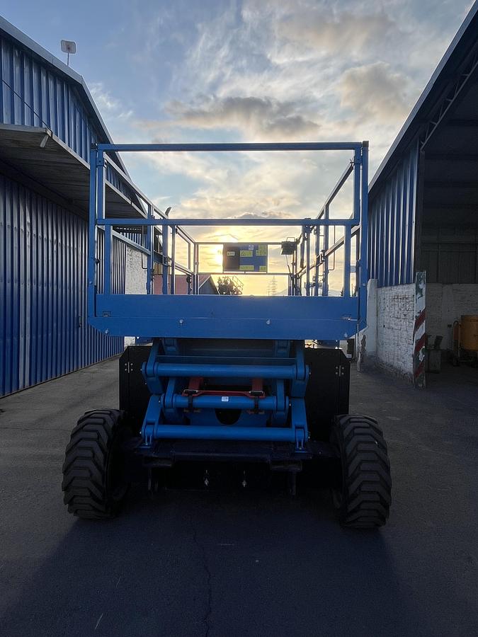 Used 2023 GENIE GS3390