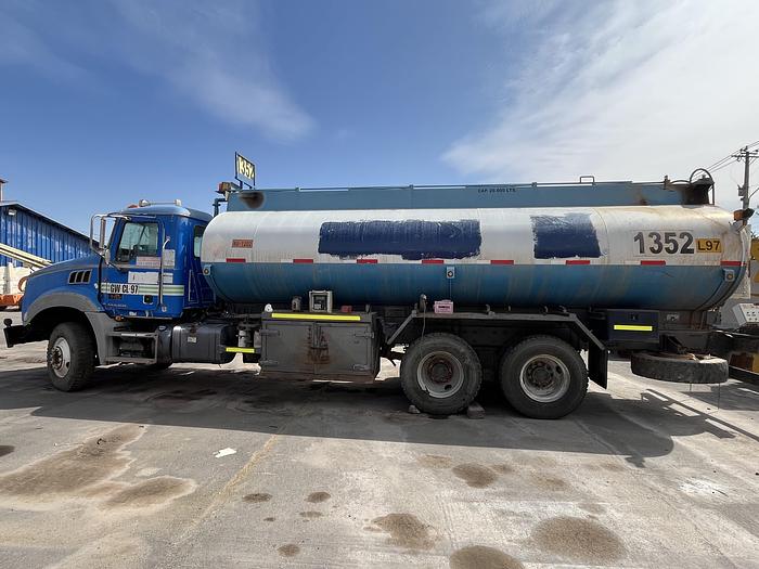 Used 2015 MACK GU813