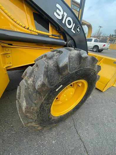 Usado 2021 JohnDeere 310L