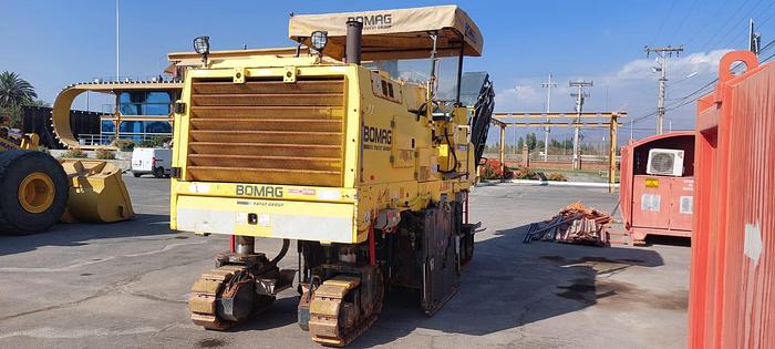 Usado FRESADORA DE CARRETERA BOMAG 1300/30