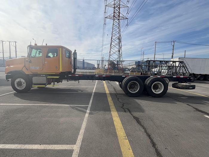 Used 2015 INTERNATIONAL 5600